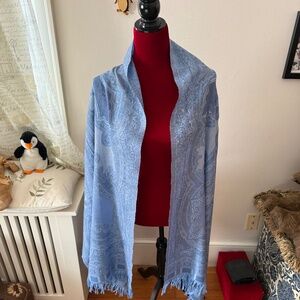 Essential Classics blue Wms wrap Shawl